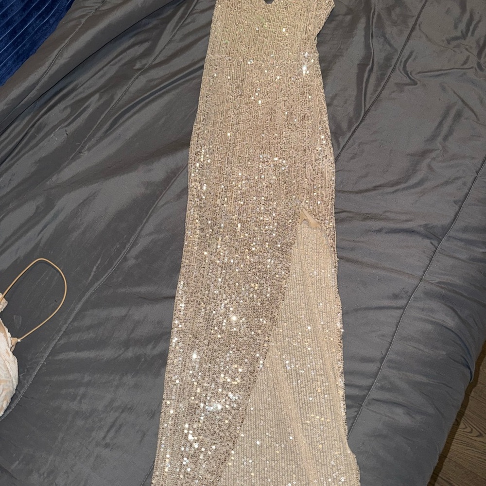 Mistyrose Sequin Party Dress